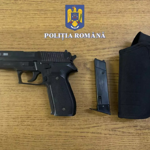 Bărbat de 20 de ani amenință cu un pistol în trafic în Eforie Sud, dosar penal cercetat de polițiști