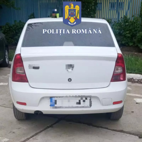 Prins de Poliția Transporturi Aeriene pentru că conducea taxi cu permisul suspendat, în ciuda verificărilor legale