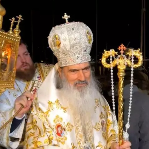 Lumina Sfântă adusă de IPS Teodosie va fi distribuită în toate eparhiile Patriarhiei Române, cu o procesiune pe mare și o ceremonie de împărțire la Catedrala Patriarhală