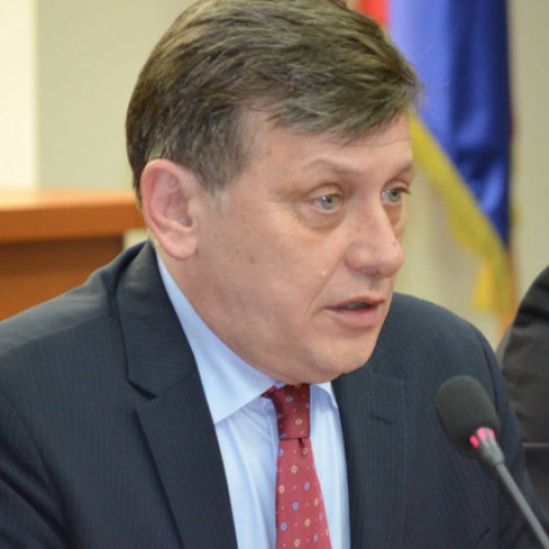 Crin Antonescu, despre candidații la Cotroceni: Interesul meu este pentru idei bine conturate și pentru o confruntare de idei în pregătirea alegerilor prezidențiale