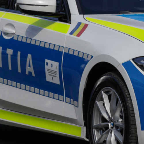 Tânăr motociclist, 19 ani, reţinut de poliţie în urmărirea pe câţiva kilometri