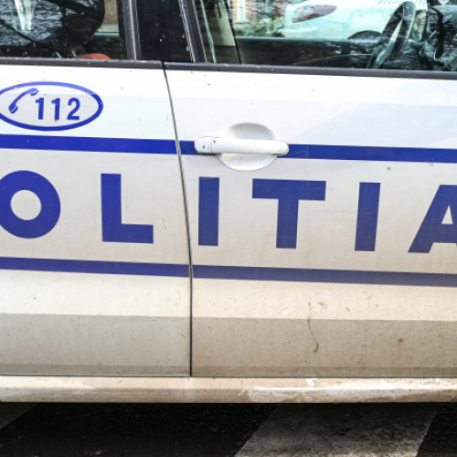 Un bărbat de 52 de ani găsit mort într-un autoturism în Bistrița: Polițiștii deschid anchetă pentru a stabili cauzele decesului