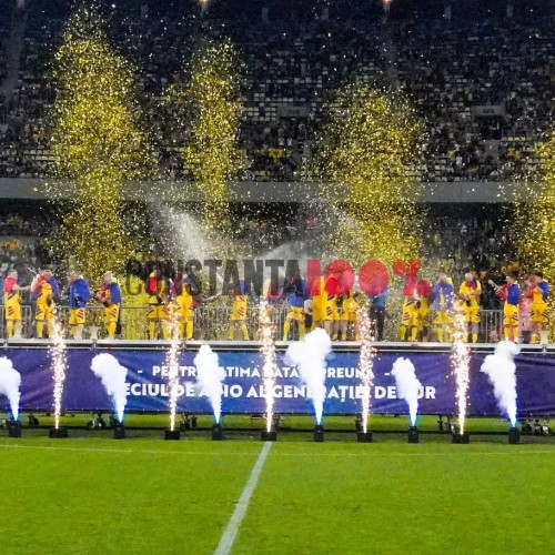 „Generația de Aur” a fotbalului românesc, spectacol impresionant în fața a milioane de fani. Galerie foto