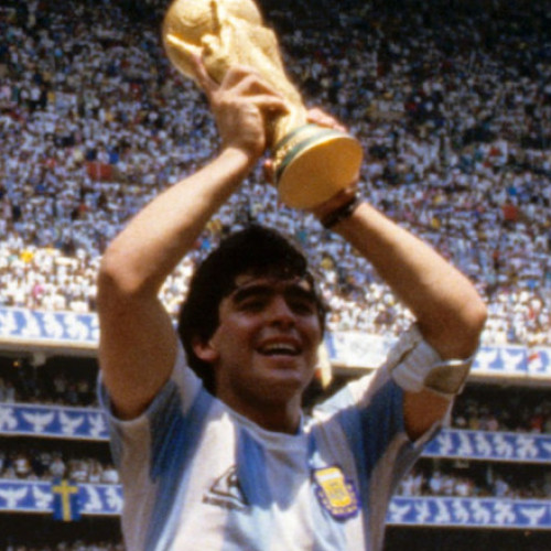 Moştenitorii lui Maradona nu au reușit să oprească licitația pentru Balonul de Aur furat de la tatăl lor