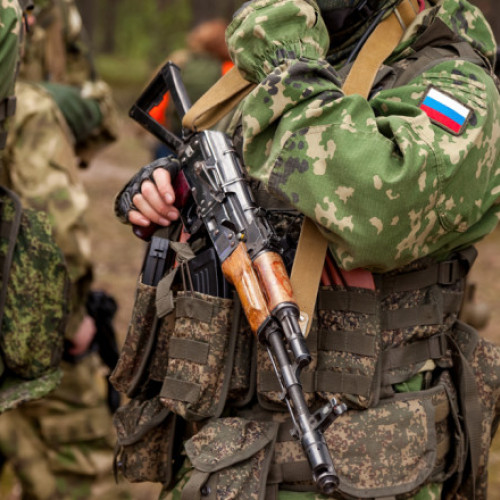 Creșterea numărului de crime comise de deținuți grațiați de Vladimir Putin provoacă neliniște în Rusia