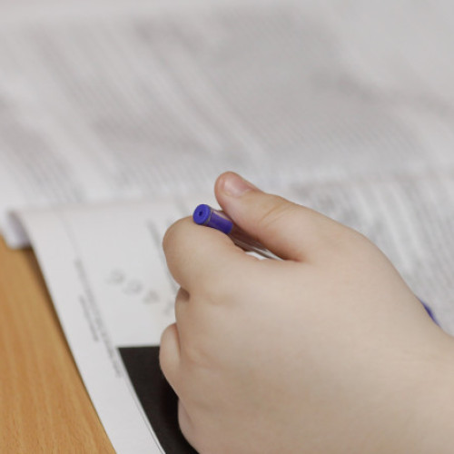Elevii de clasa a VIII-a încep azi prima probă de la Evaluarea Națională 2024