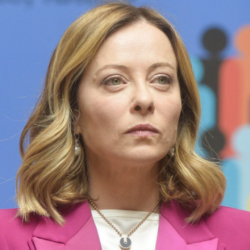 Giorgia Meloni critică interdicția europeană privind vânzarea de noi mașini pe combustibili fosili